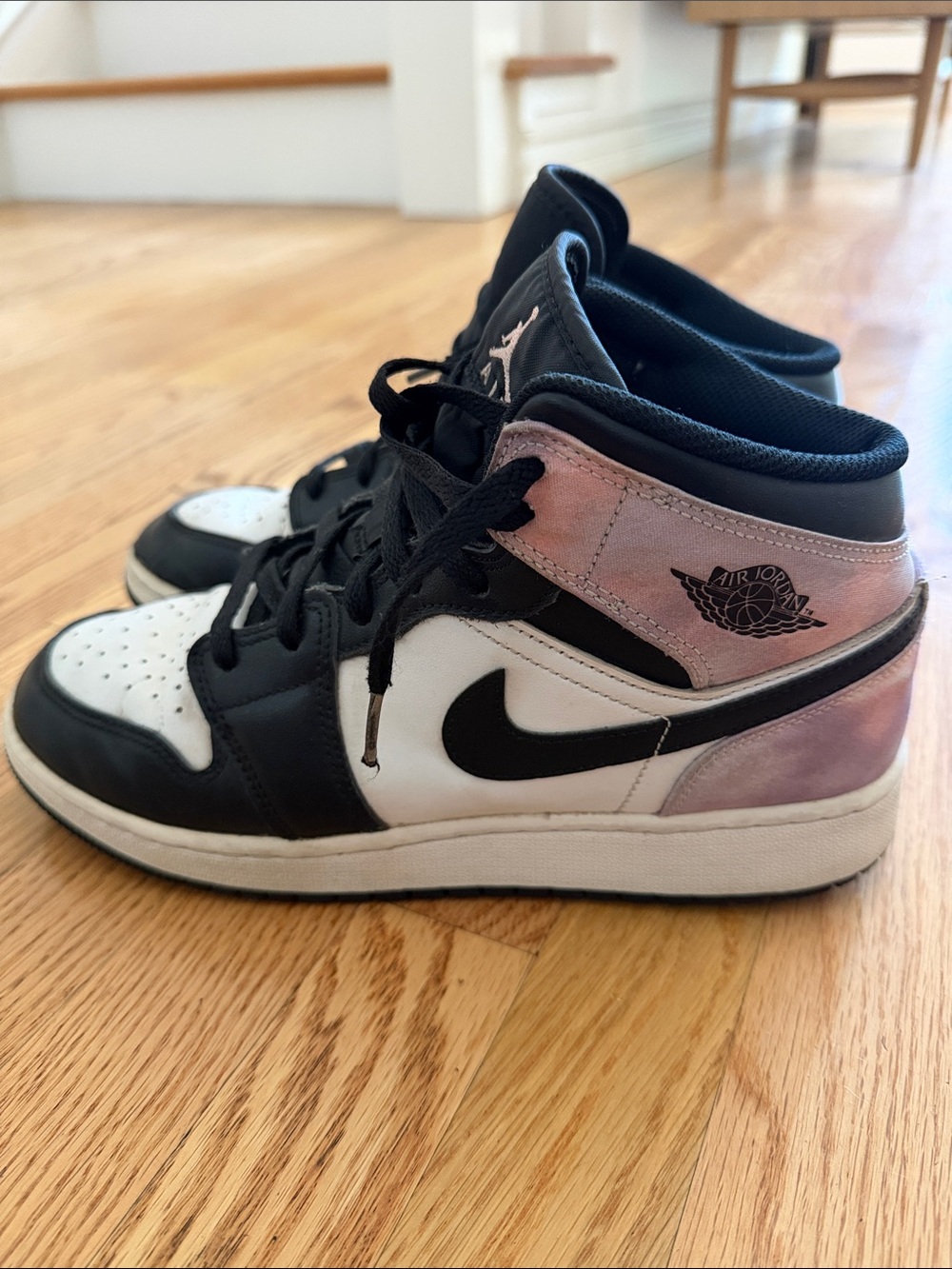 Air Jordan 1 Mid SE Zen Master Size 7Y